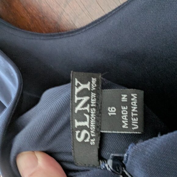 SLNY Size 16 Ball Gown - Picture 4 of 12